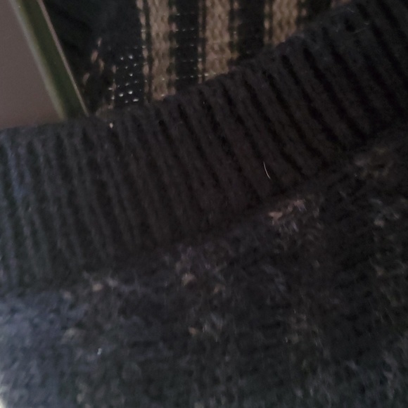 Cremieux Sweater - Picture 4 of 9